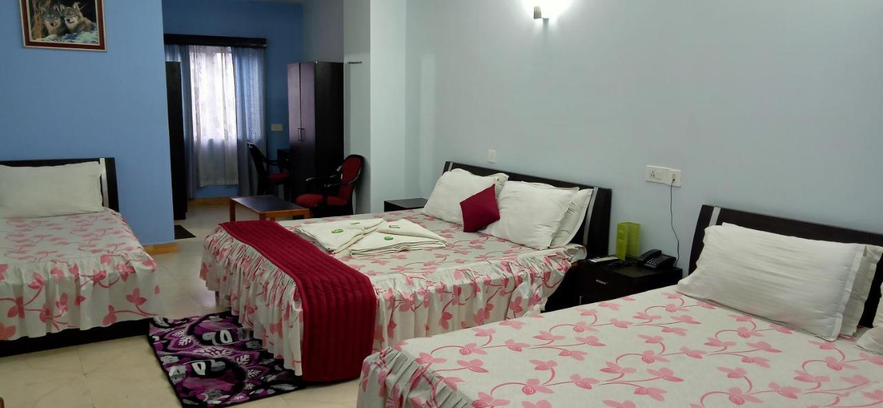 Hotel Barbareek Shillong Eksteriør billede